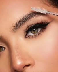 Beauty Creations - Mascara Transparente Browmination - Imagen 2